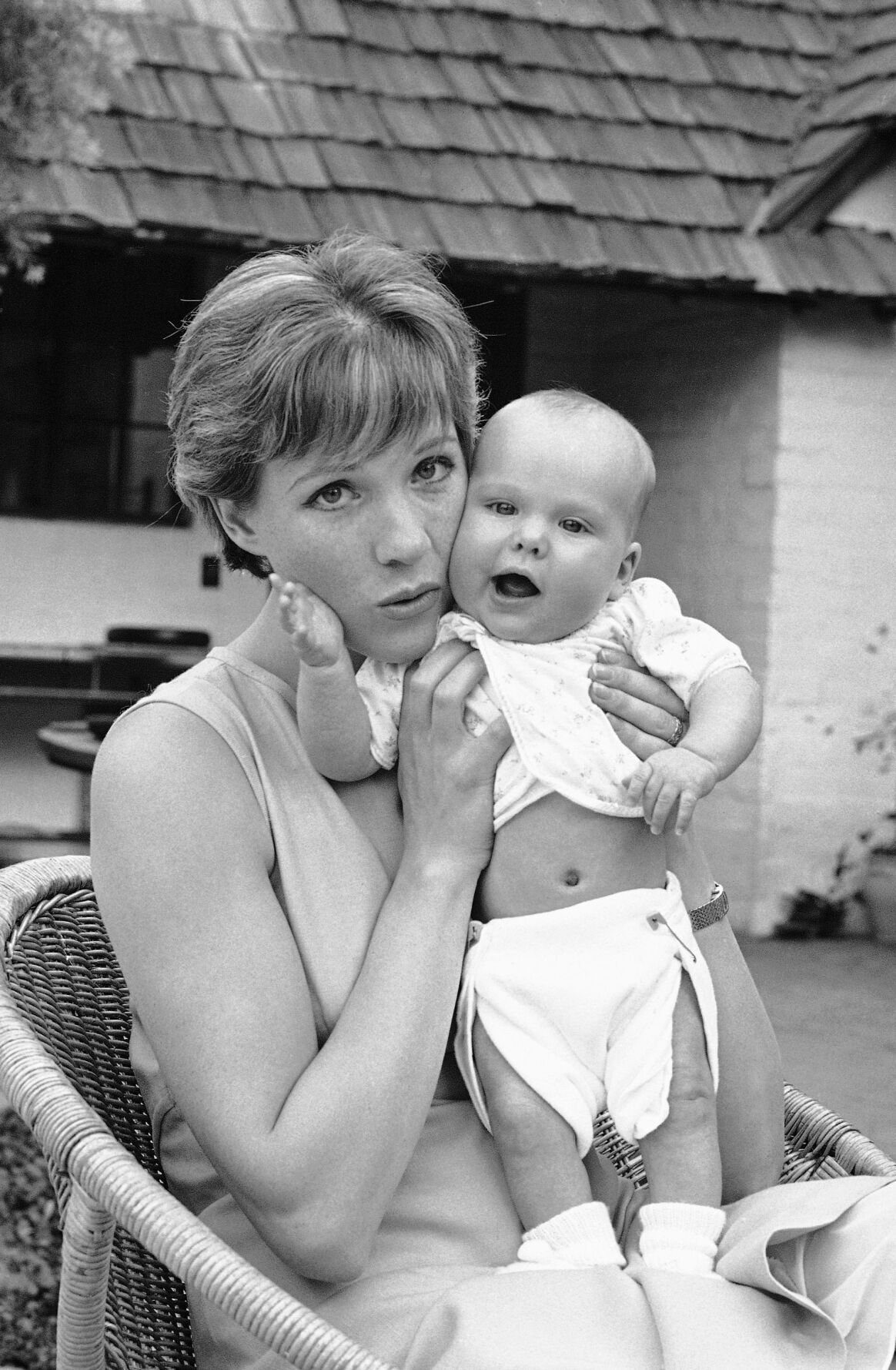 1963: Julie Andrews with daughter Emma Walton